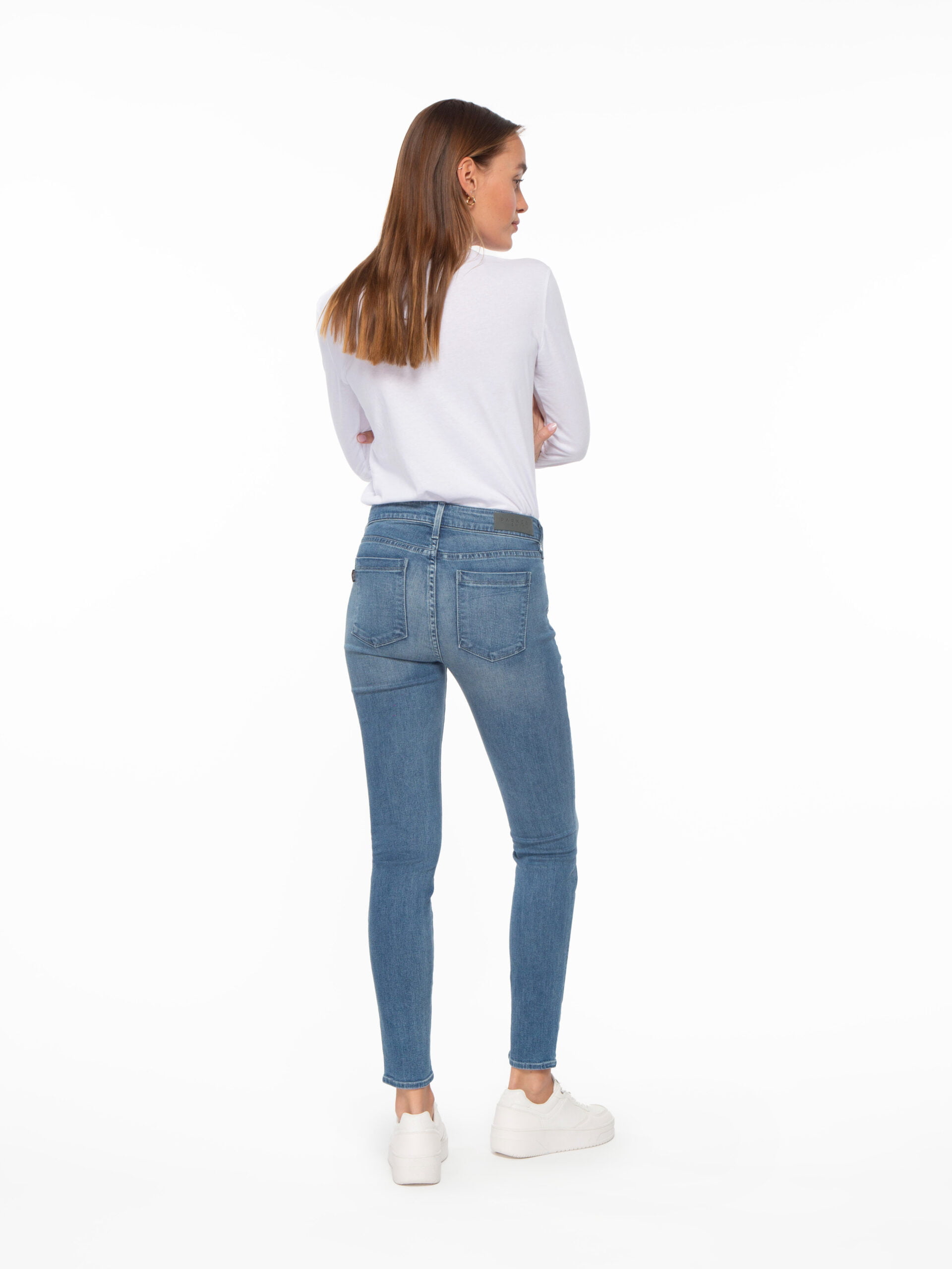 Bowery Skinny in Cove