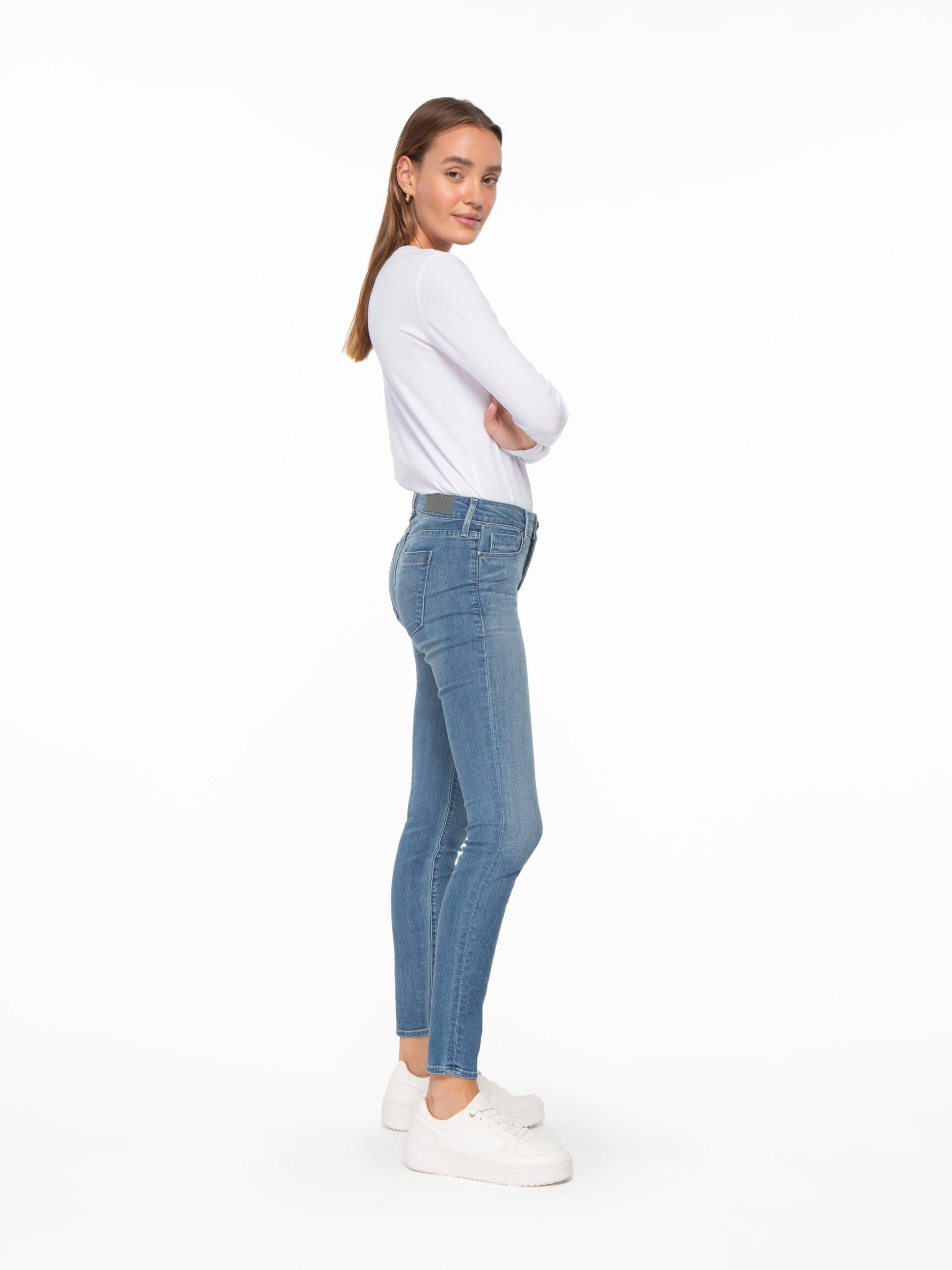 Bowery Skinny in Cove